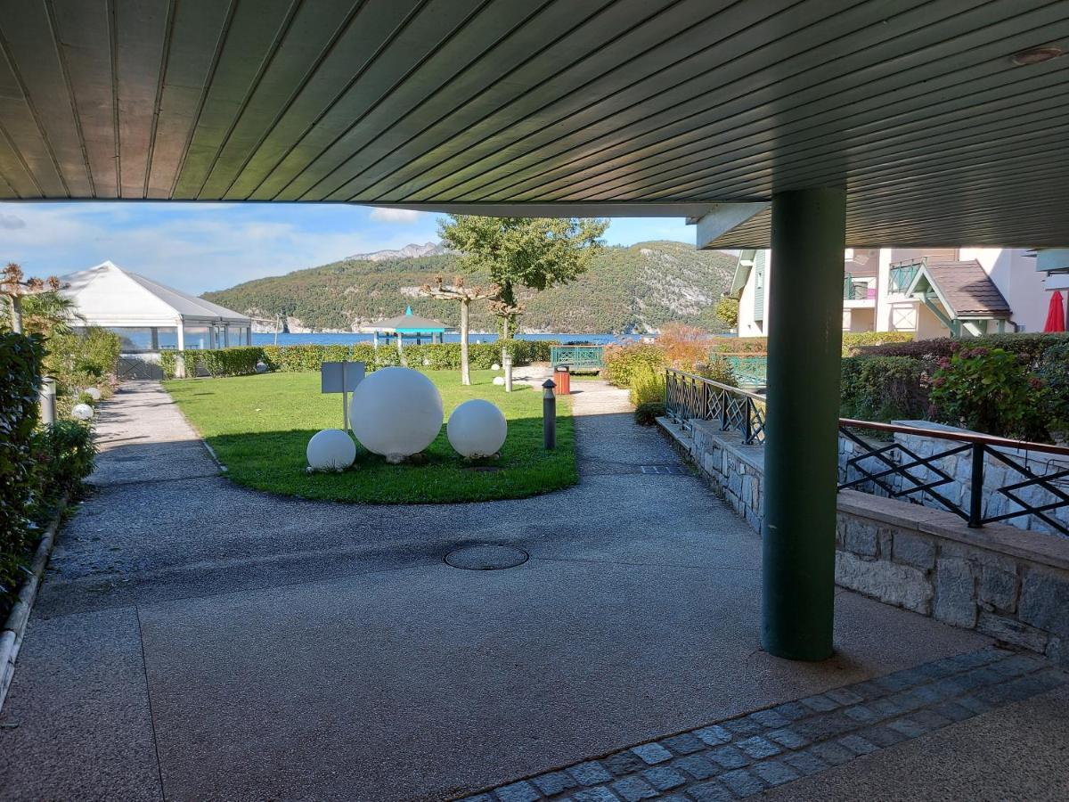 Studio Les Pieds Dans L'Eau Au Bord Du Lac D'Annecy デュアン エクステリア 写真