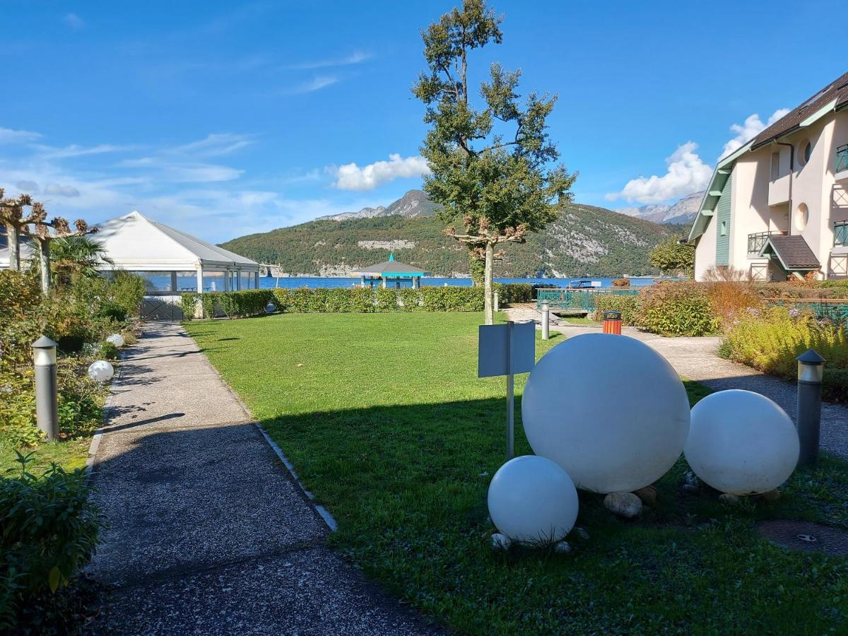Studio Les Pieds Dans L'Eau Au Bord Du Lac D'Annecy デュアン エクステリア 写真